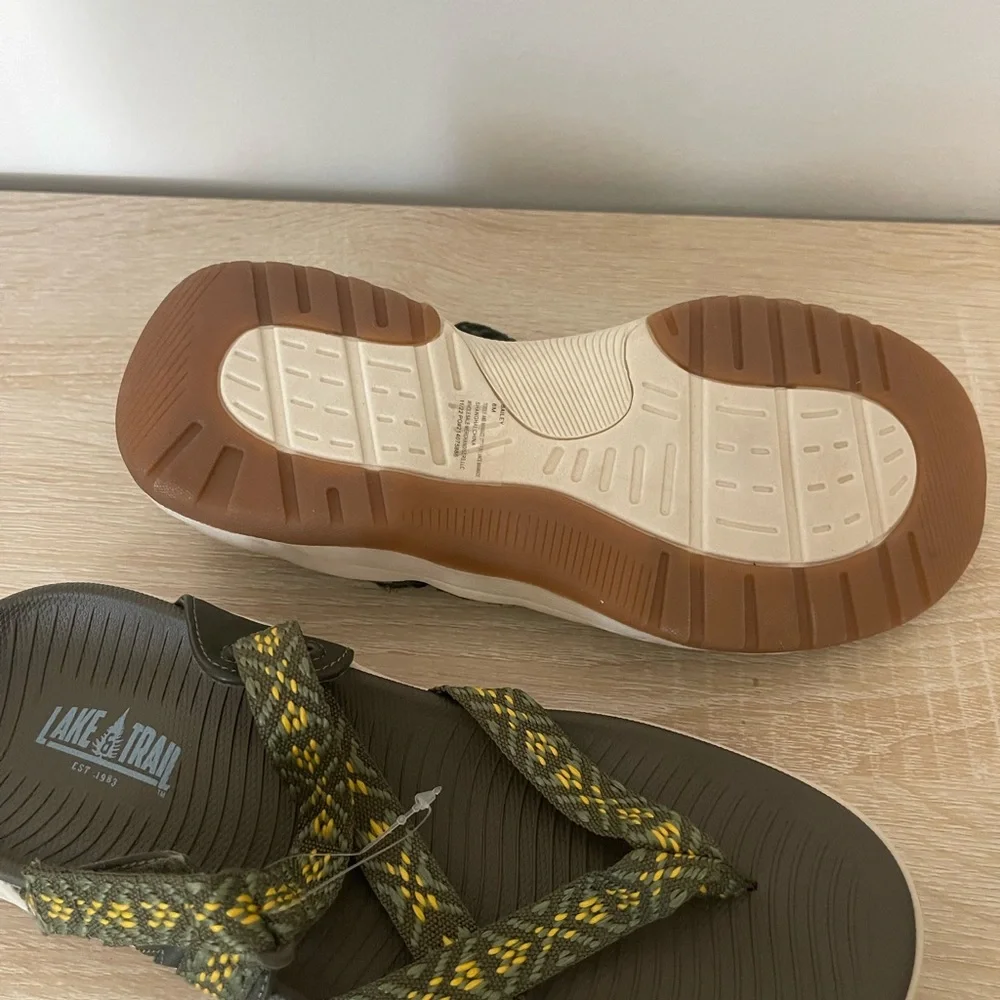 Sandals - Picture 3 of 5